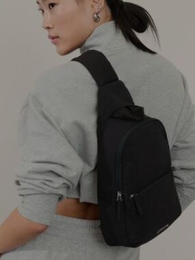Athleta All About Sling Bag Black